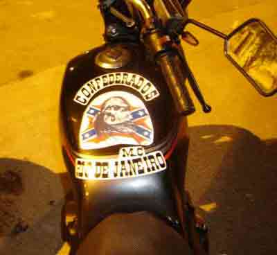 Low Rider Blues Bar - Logo dos Confederados Motorcycle Club